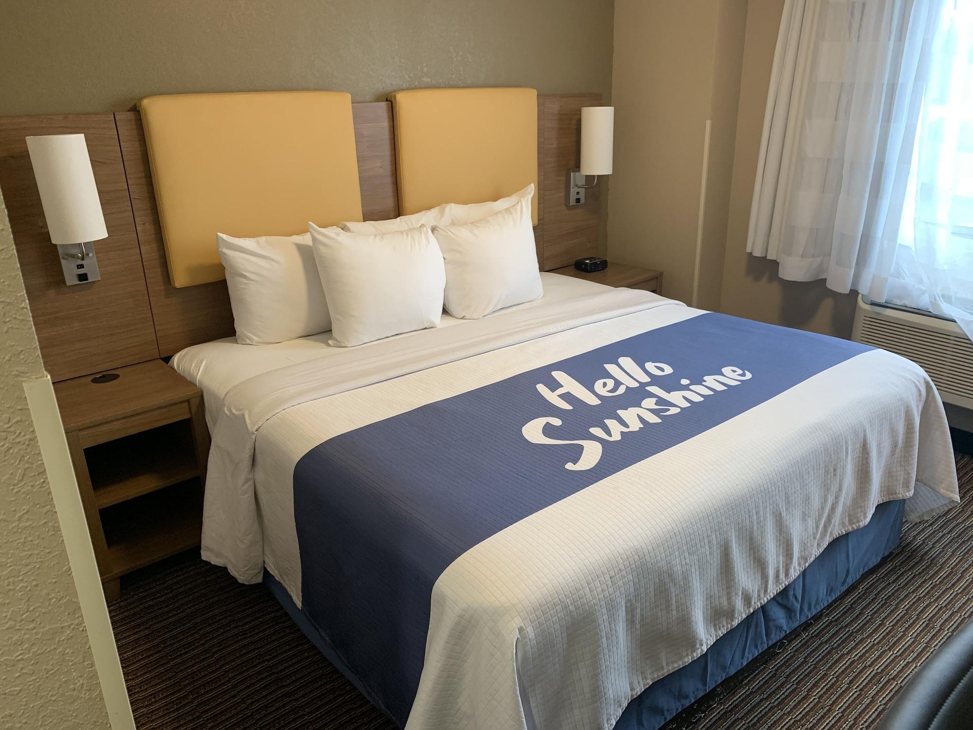 Days Inn By Wyndham Brooklyn Borough Park New York Eksteriør billede