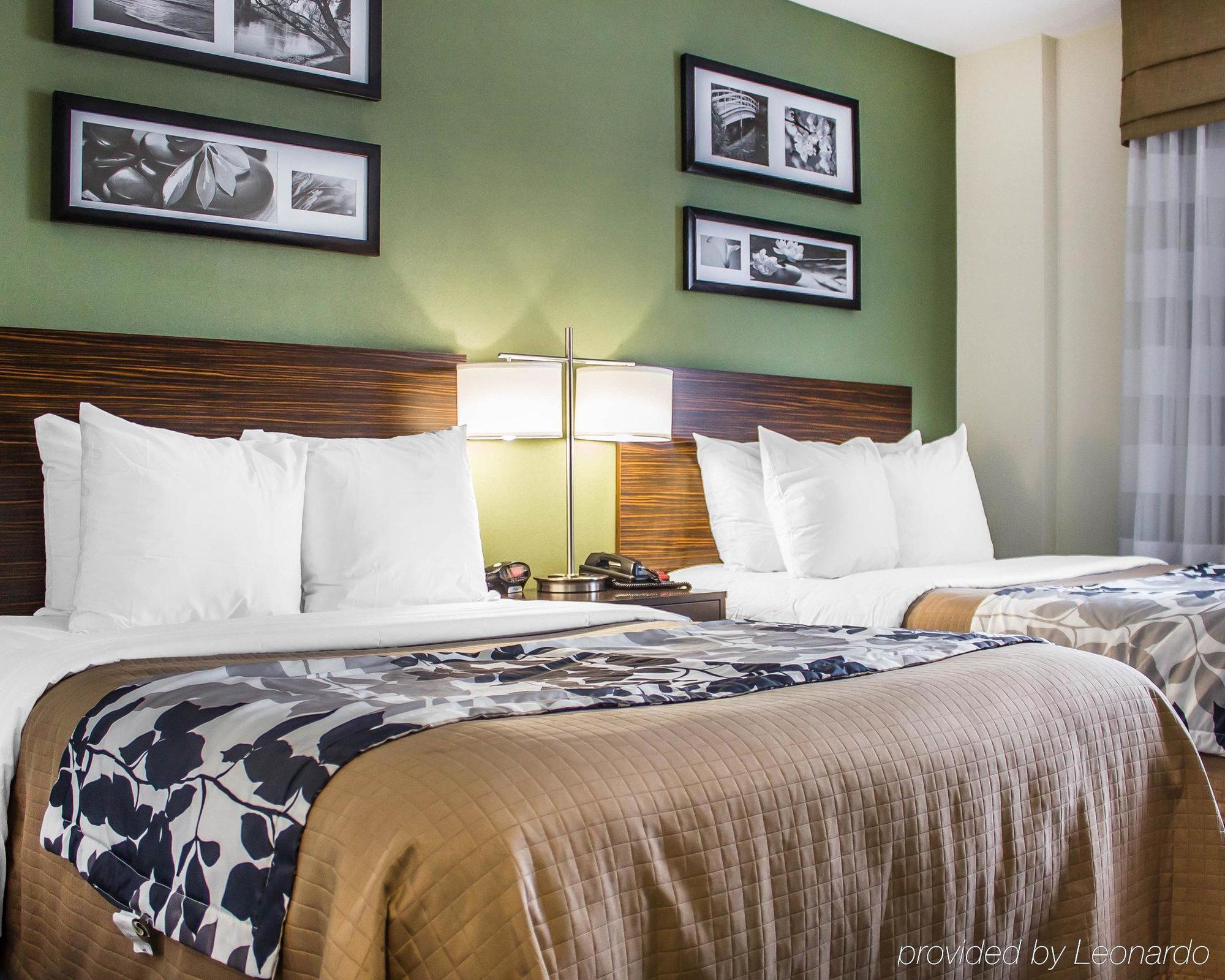Days Inn By Wyndham Brooklyn Borough Park New York Eksteriør billede