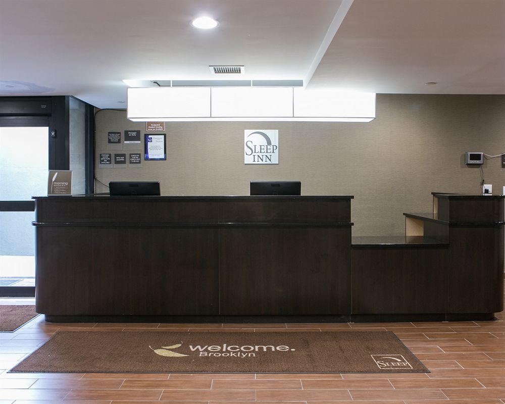 Days Inn By Wyndham Brooklyn Borough Park New York Eksteriør billede