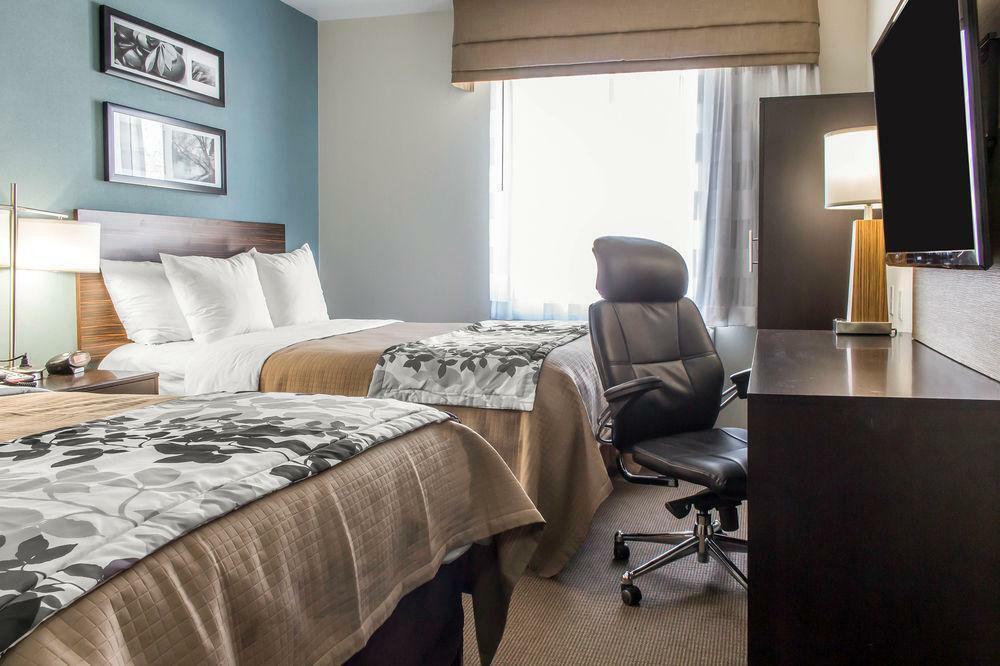 Days Inn By Wyndham Brooklyn Borough Park New York Eksteriør billede